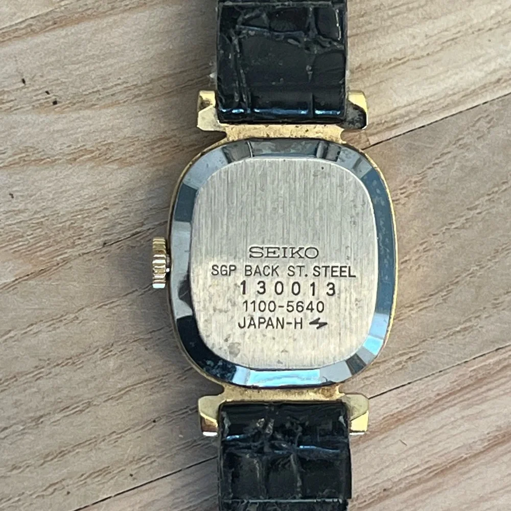 Seiko Ladies Watch RARE Vintage Black Leather Strap Gold-Tone Dial